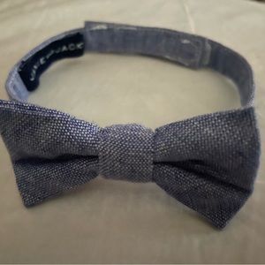 Janie & Jack Chambray bow tie